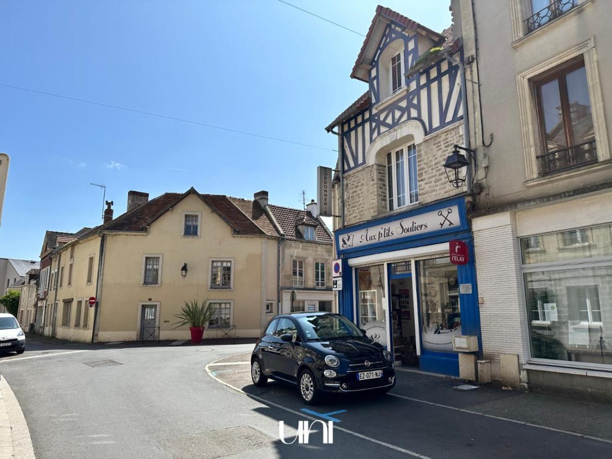 Charmante Maison En Pierre - Centre - Hébergement de vacances Ouistreham